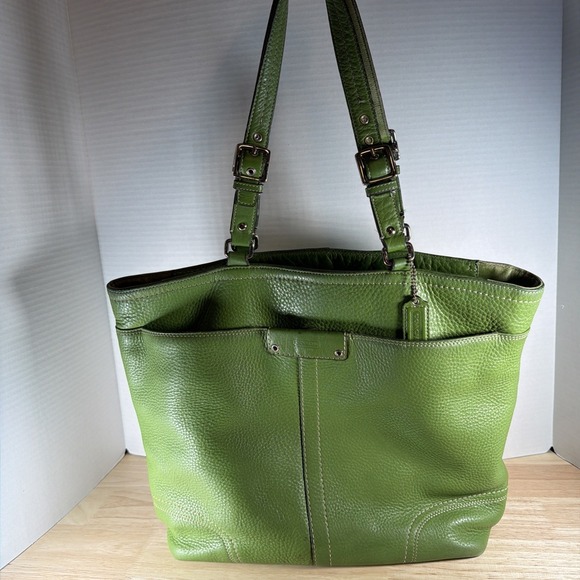 Coach Handbags - Vintage Coach Hamilton Large Green Pebbled Leather Tote, Handbag F13083